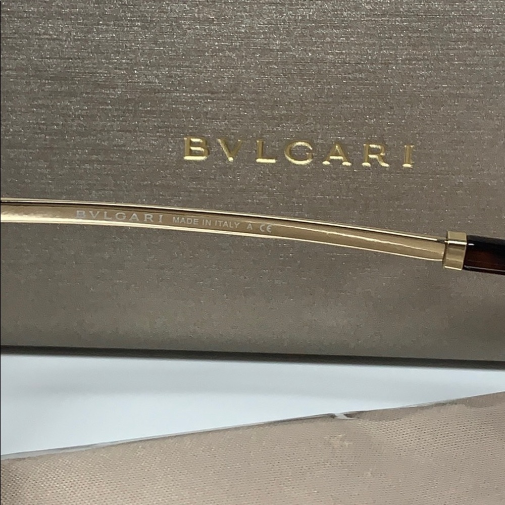 BVULGARI women’s sunglasses - Picture 11 of 12